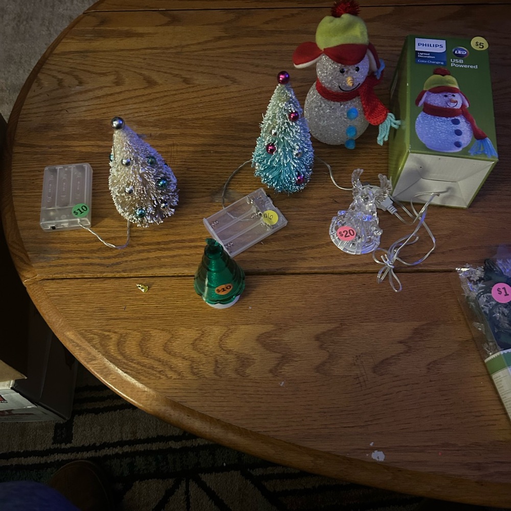 Christmas Decor Vintage & New